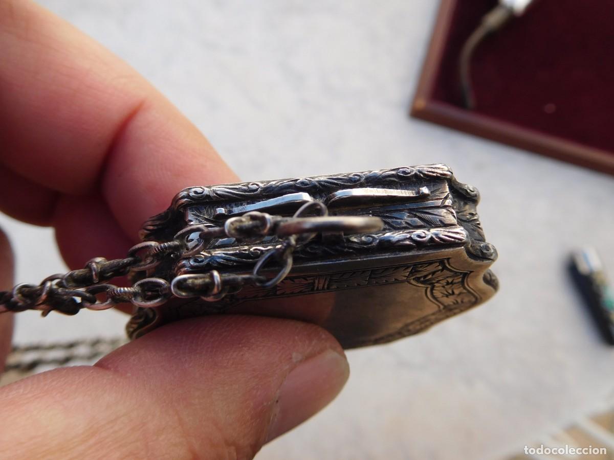 Joyeria: Antiguo colgante polvera de plata con cadena - Foto 9
