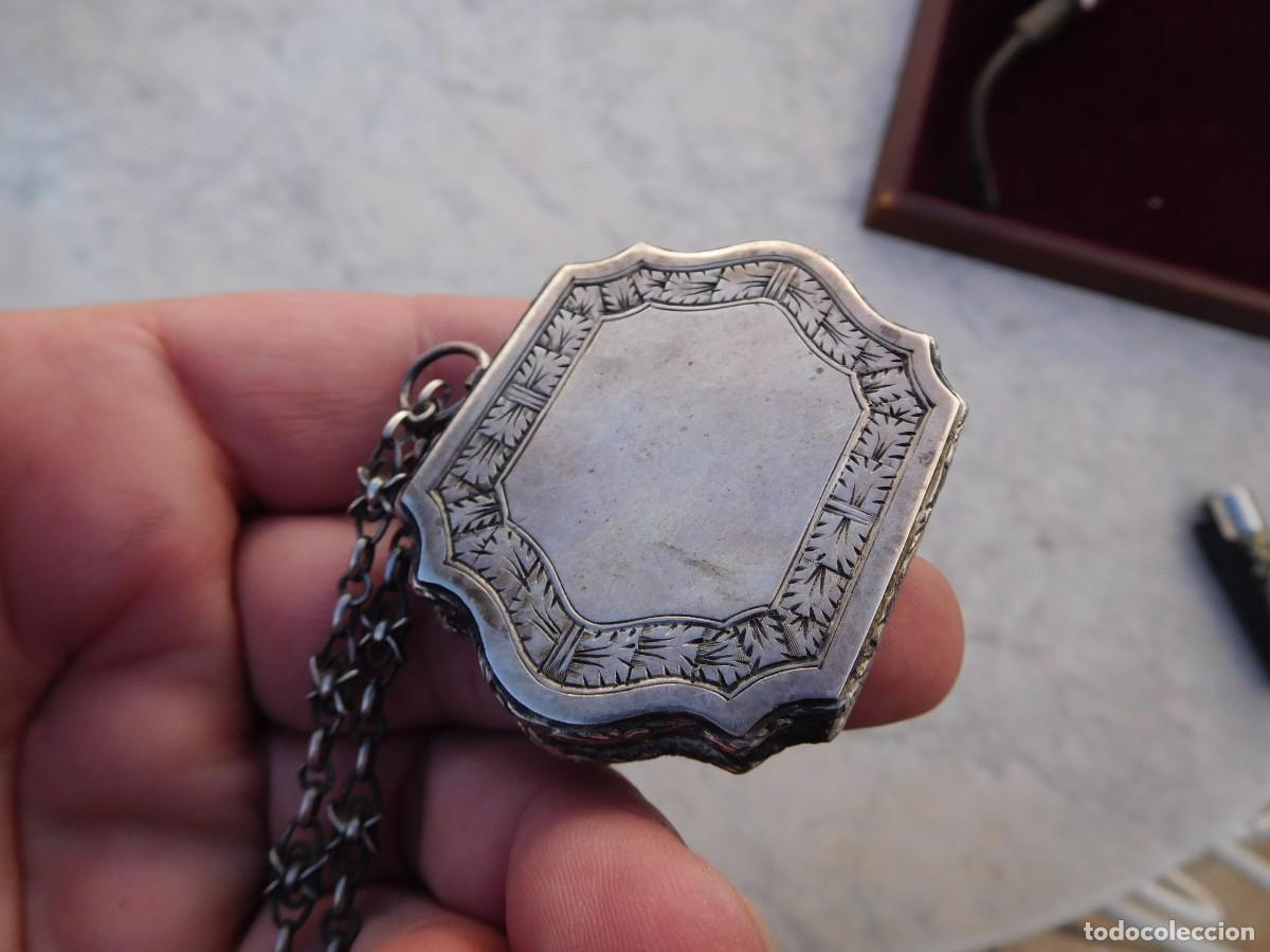 Joyeria: Antiguo colgante polvera de plata con cadena - Foto 10