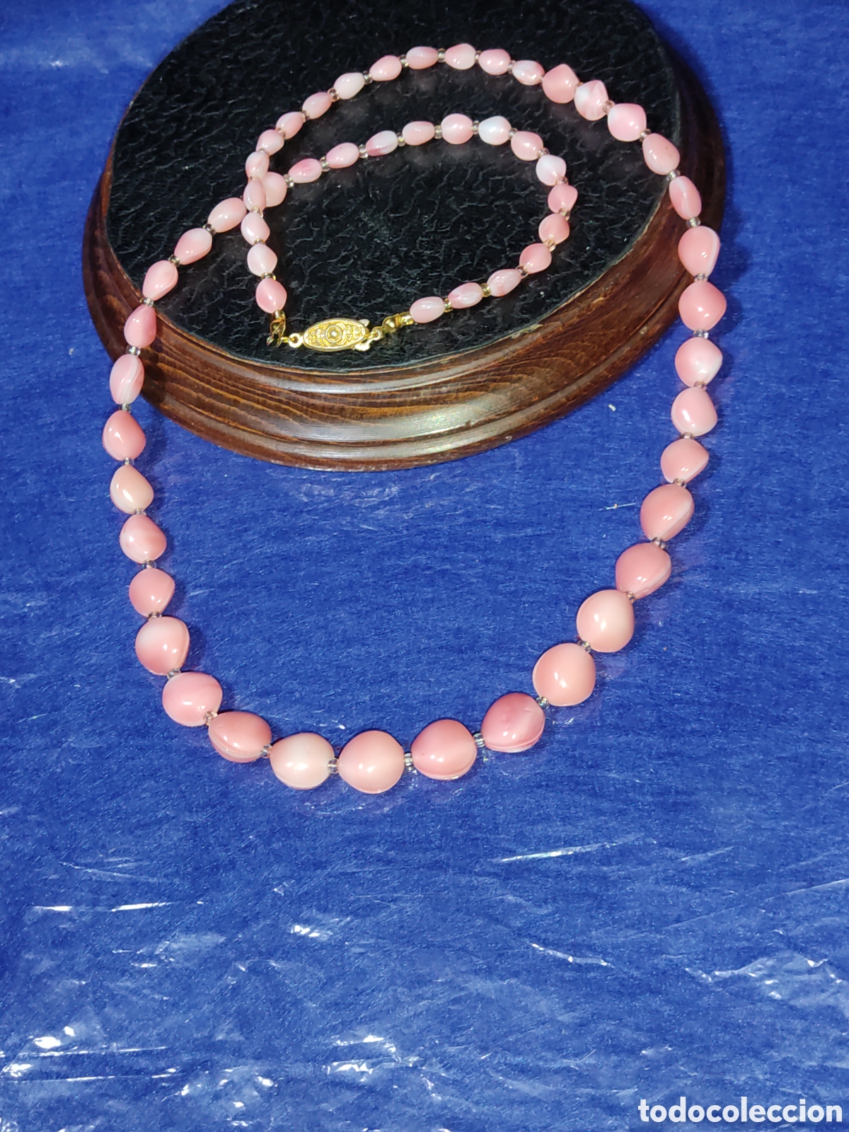Joyeria: Collar largo de opalina rosada.A&ntilde;os 60. - Foto 1