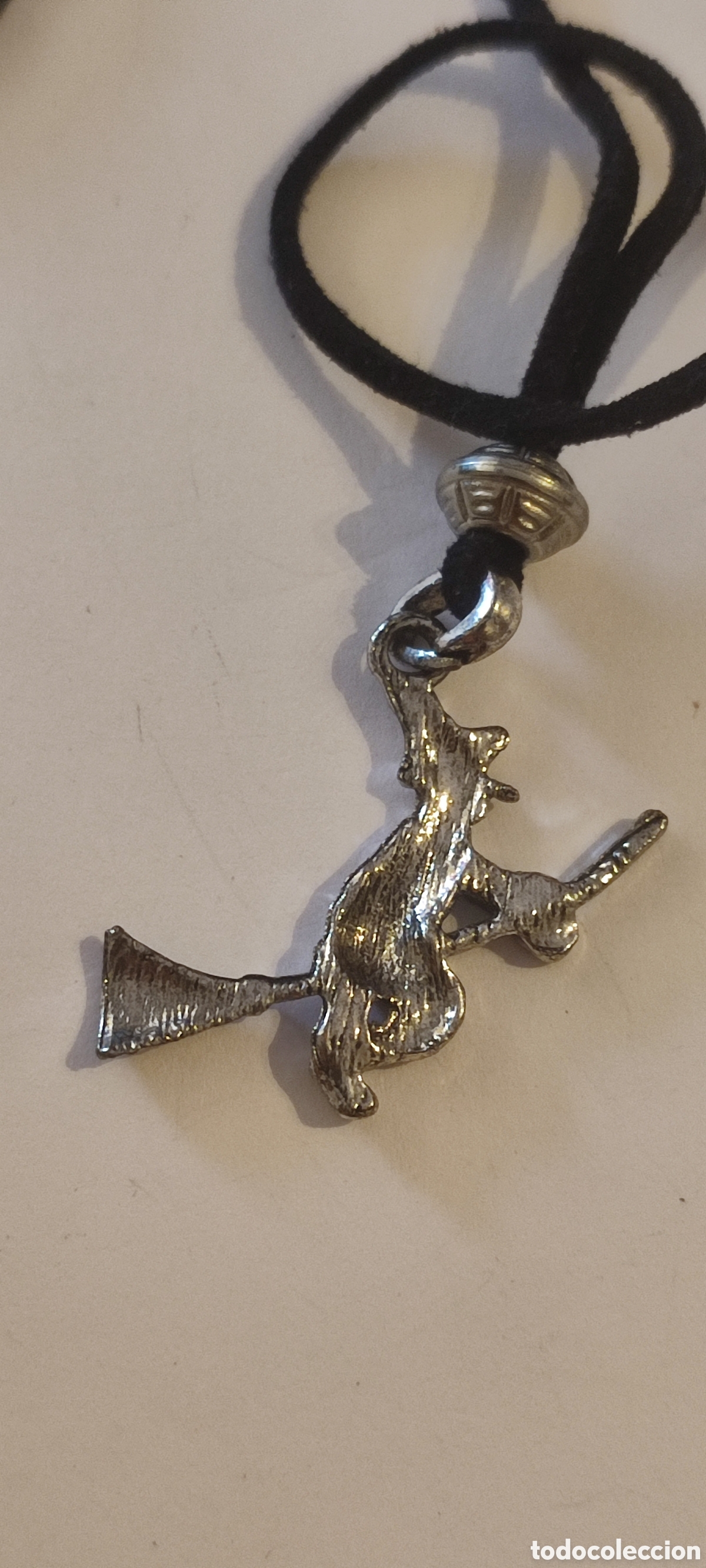 Joyeria: Colgante con bruja plateada - Foto 3