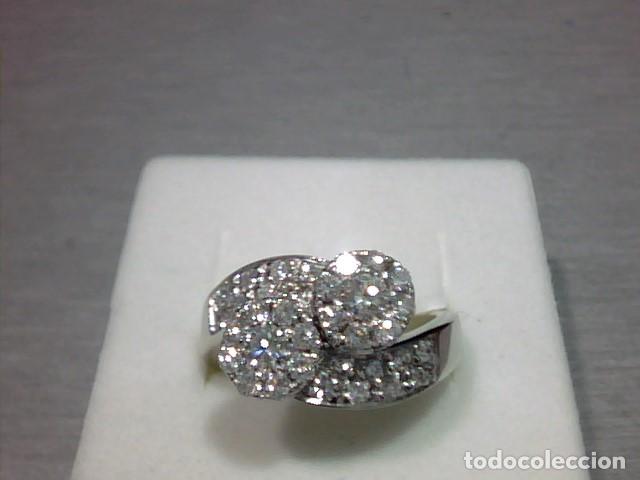 Joyeria: anillo oro blanco 18 kts y diamantes - Foto 2