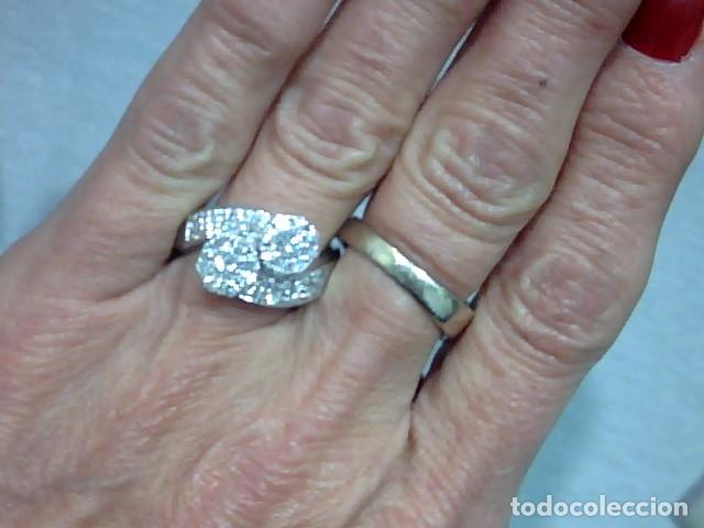 Joyeria: anillo oro blanco 18 kts y diamantes - Foto 9