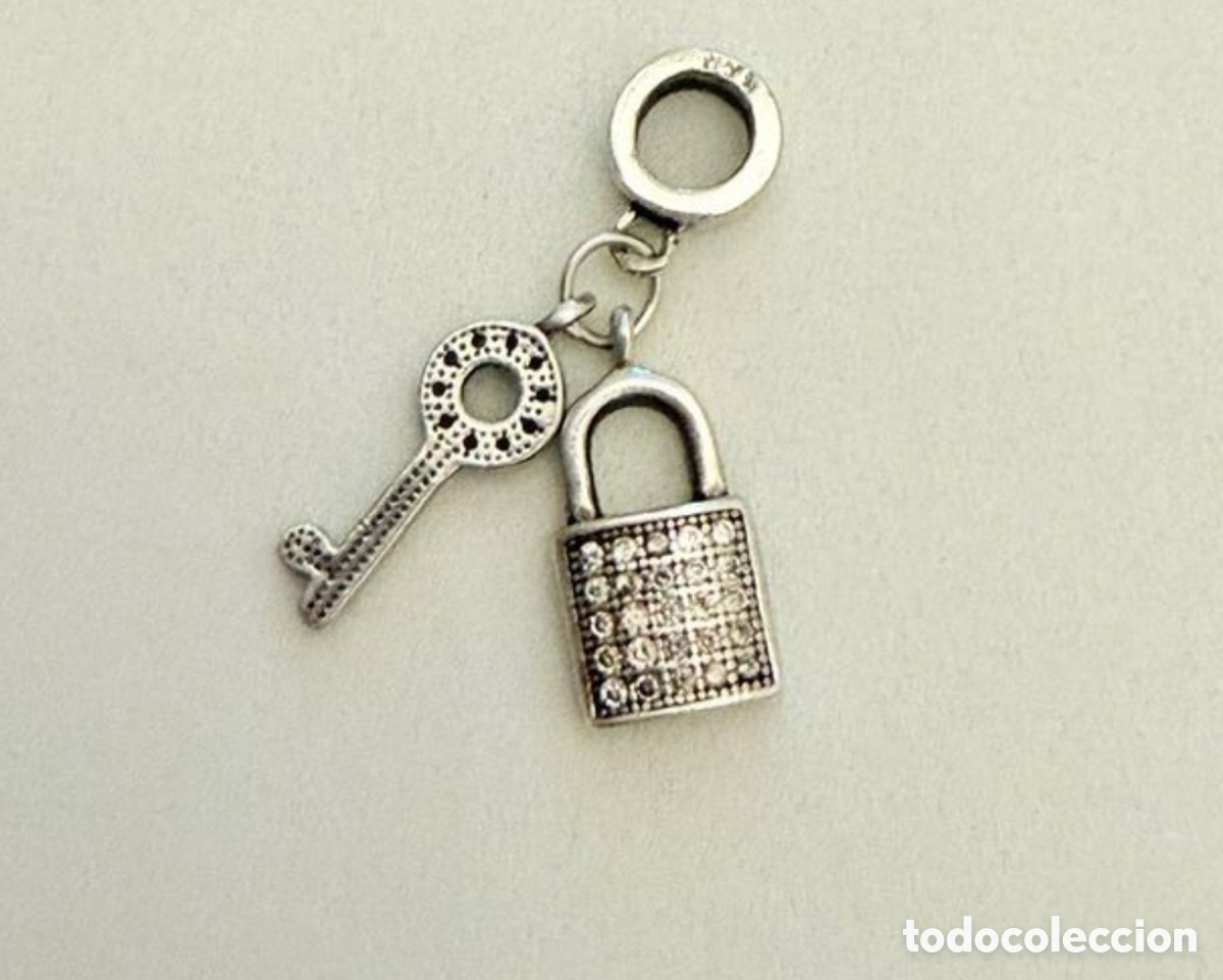 Joyeria: Colgante candao y llave en plata de ley - Foto 1