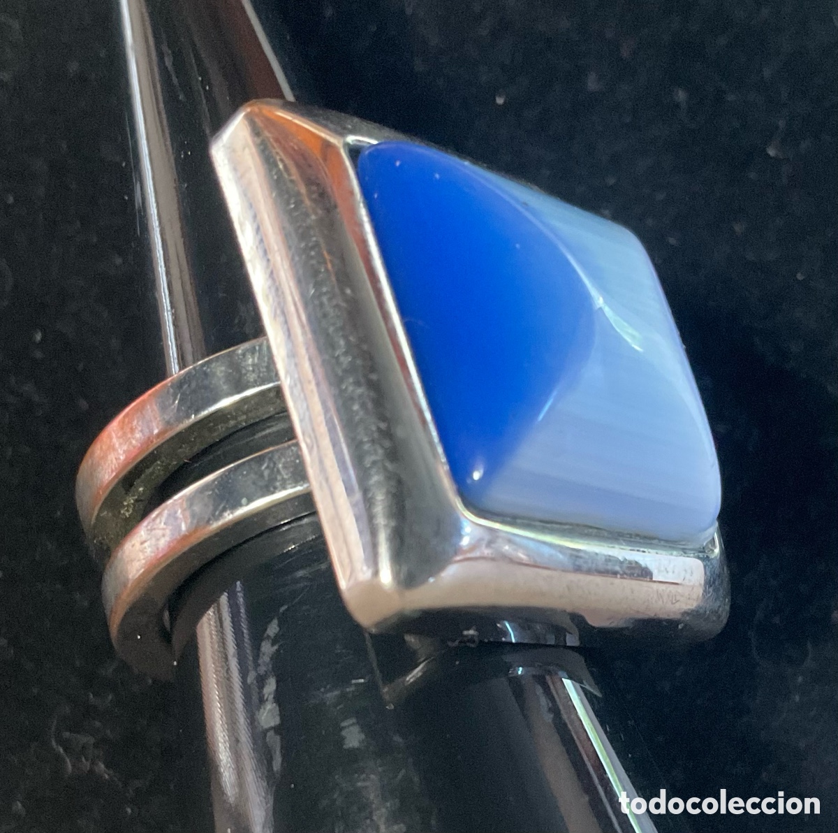Joyeria: Anillo plateado con un cabouchon azul iridiscente - Foto 8