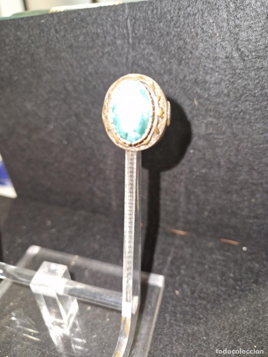Joyeria: Anillo de plata con piedra preciosa verde. - Foto 2