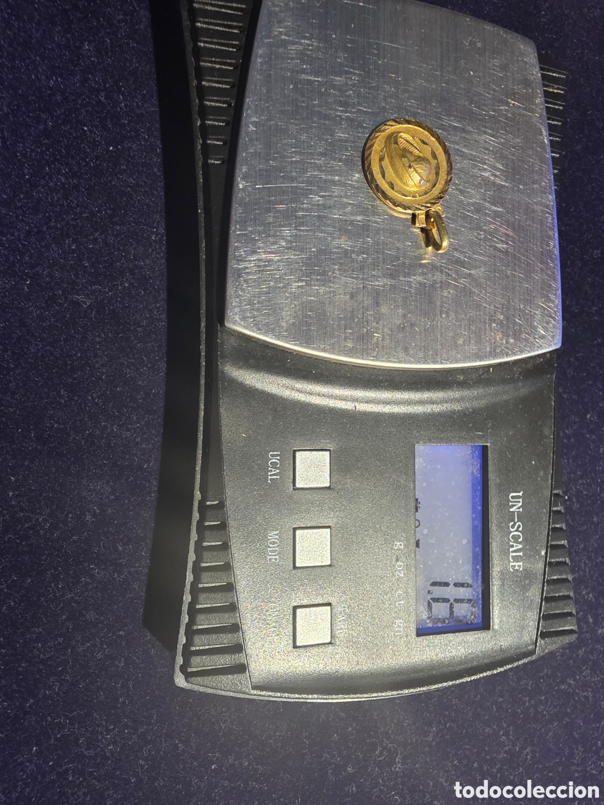Joyeria: Medalla 18 kl. Comuniones Virgen ni&ntilde;a - Foto 2