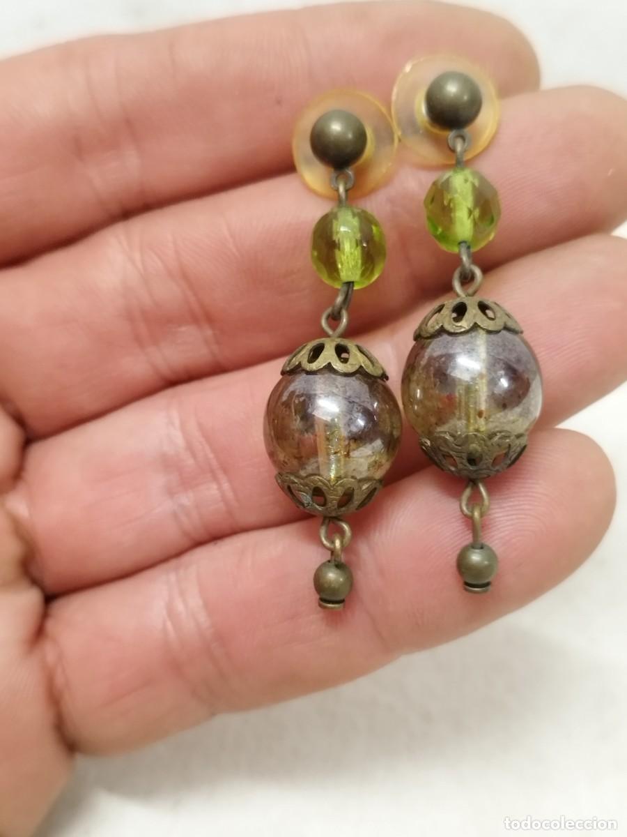Joyeria: Antiguo par de pendientes de cristal. - Foto 2