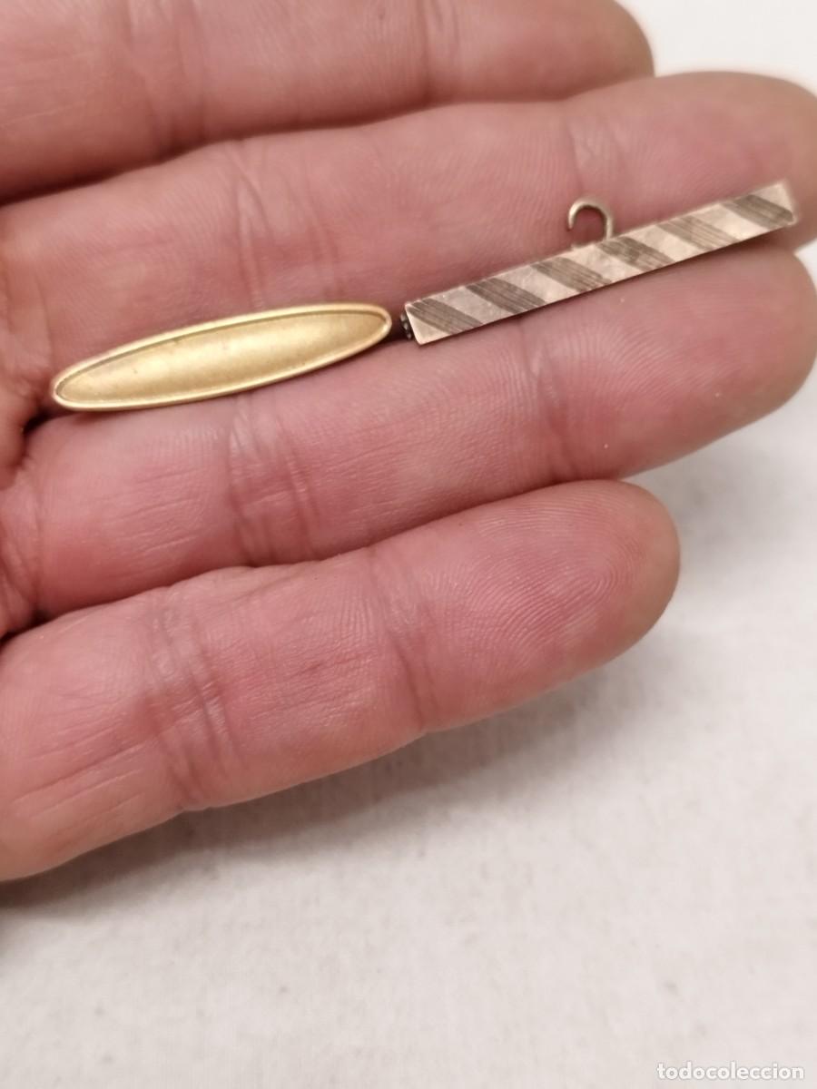 Joyeria: Dos antiguos broches, agujas de pecho. - Foto 1