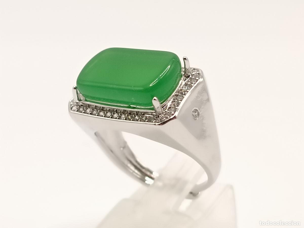 Joyeria: Sofisticado anillo de lujo chapado en plata con jade creado engastado en garras - Foto 3
