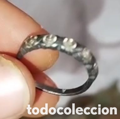 Joyeria: ANILLO ANTIGUO DE PLATA CON CINCO PIEDRAS - Foto 1