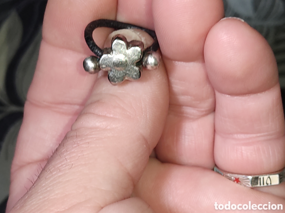Joyeria: Anillo flor plateada y cuero. - Foto 5