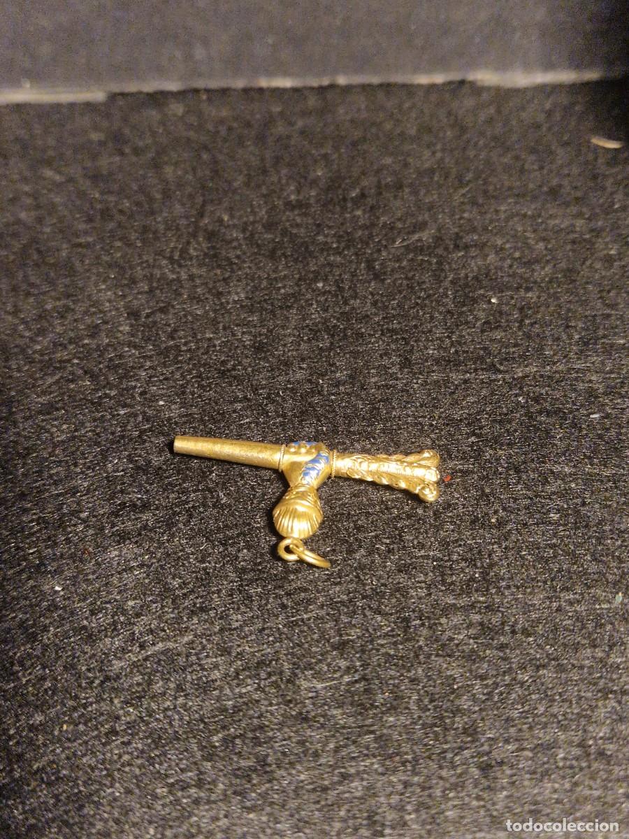 Joyeria: Llave de reloj, circa 1850, oro 18 k. - Foto 3