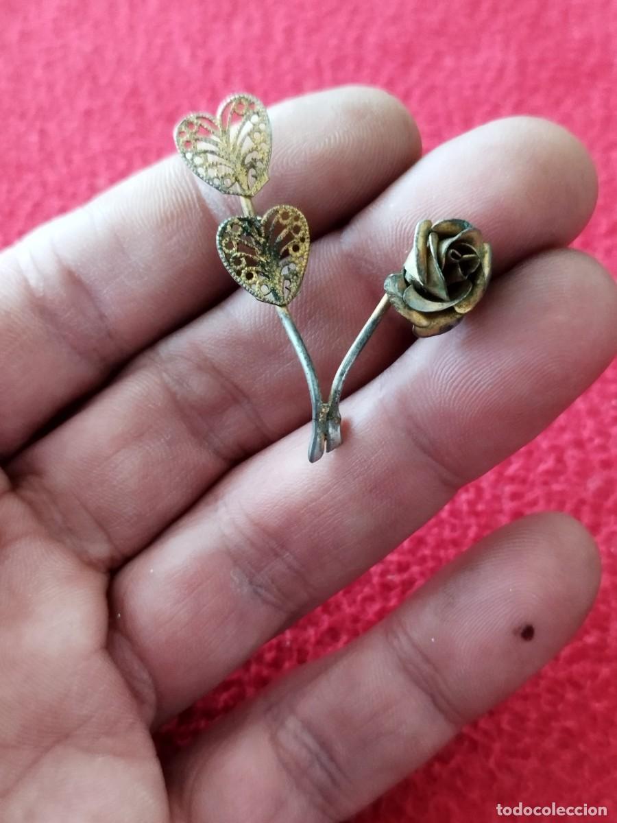 Joyeria: Antiguo broche de una flor, a restaurar alfiler. - Foto 1