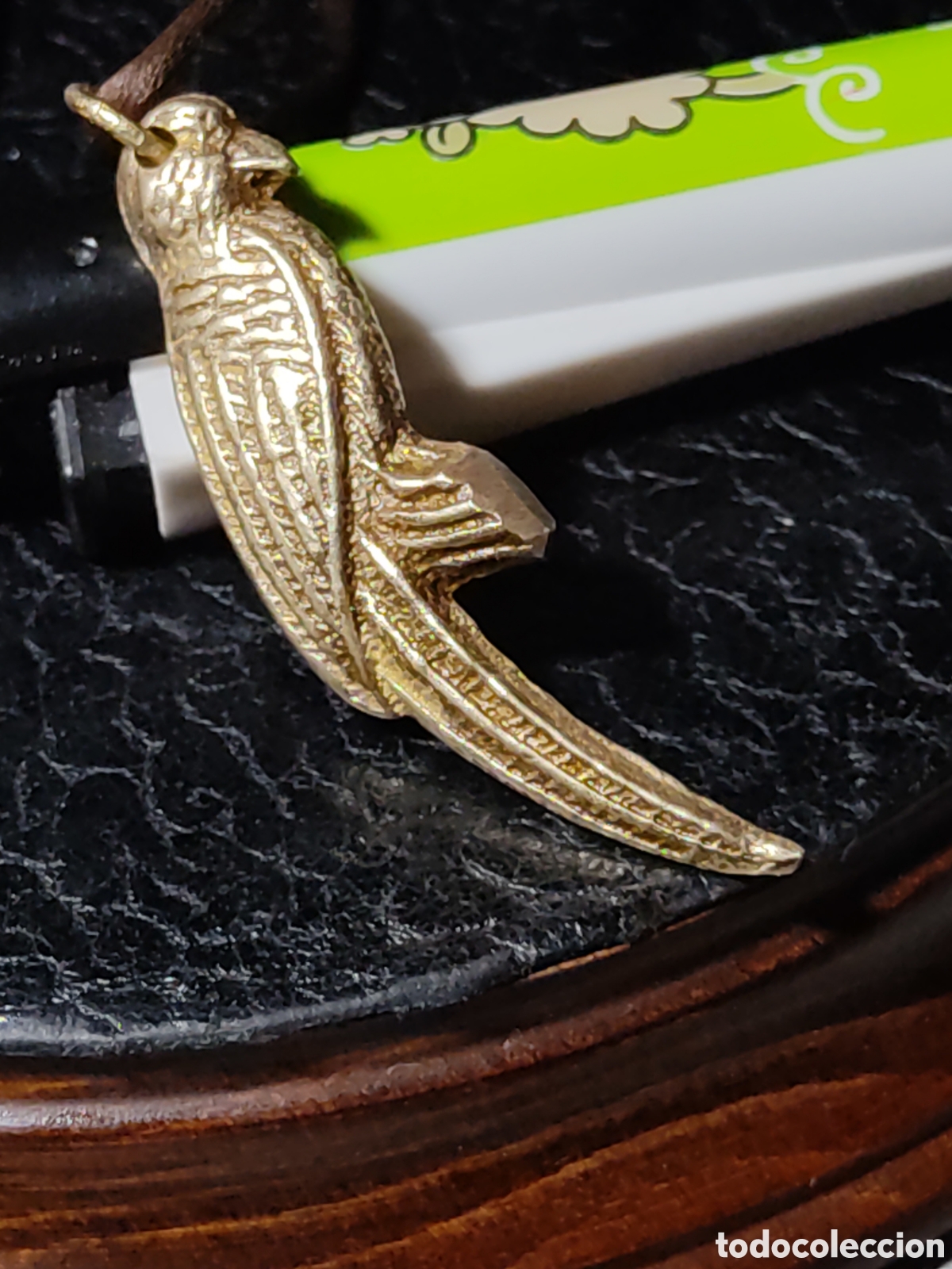 Joyeria: Colgante loro Art Deco de bronce. - Foto 1