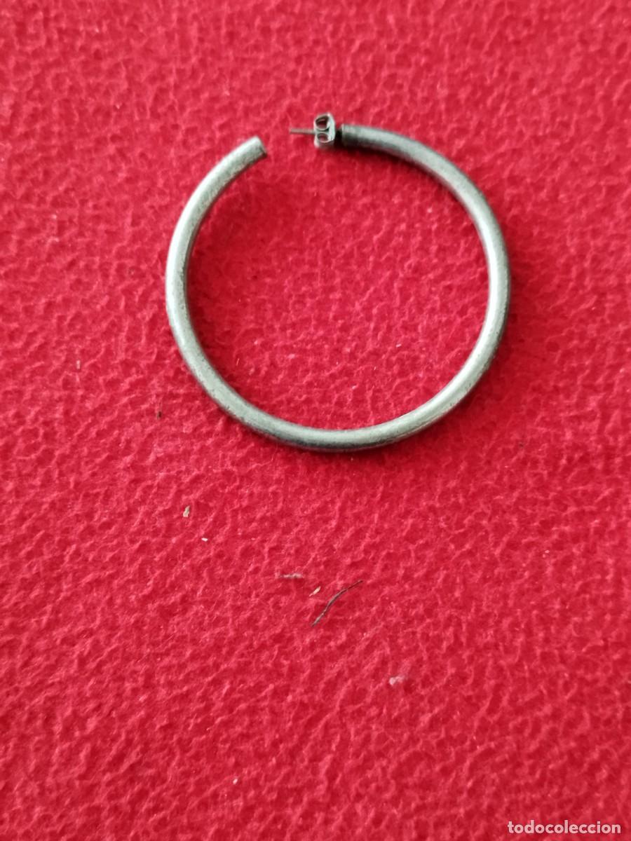 Joyeria: Antiguo pendiente de un aro. - Foto 1
