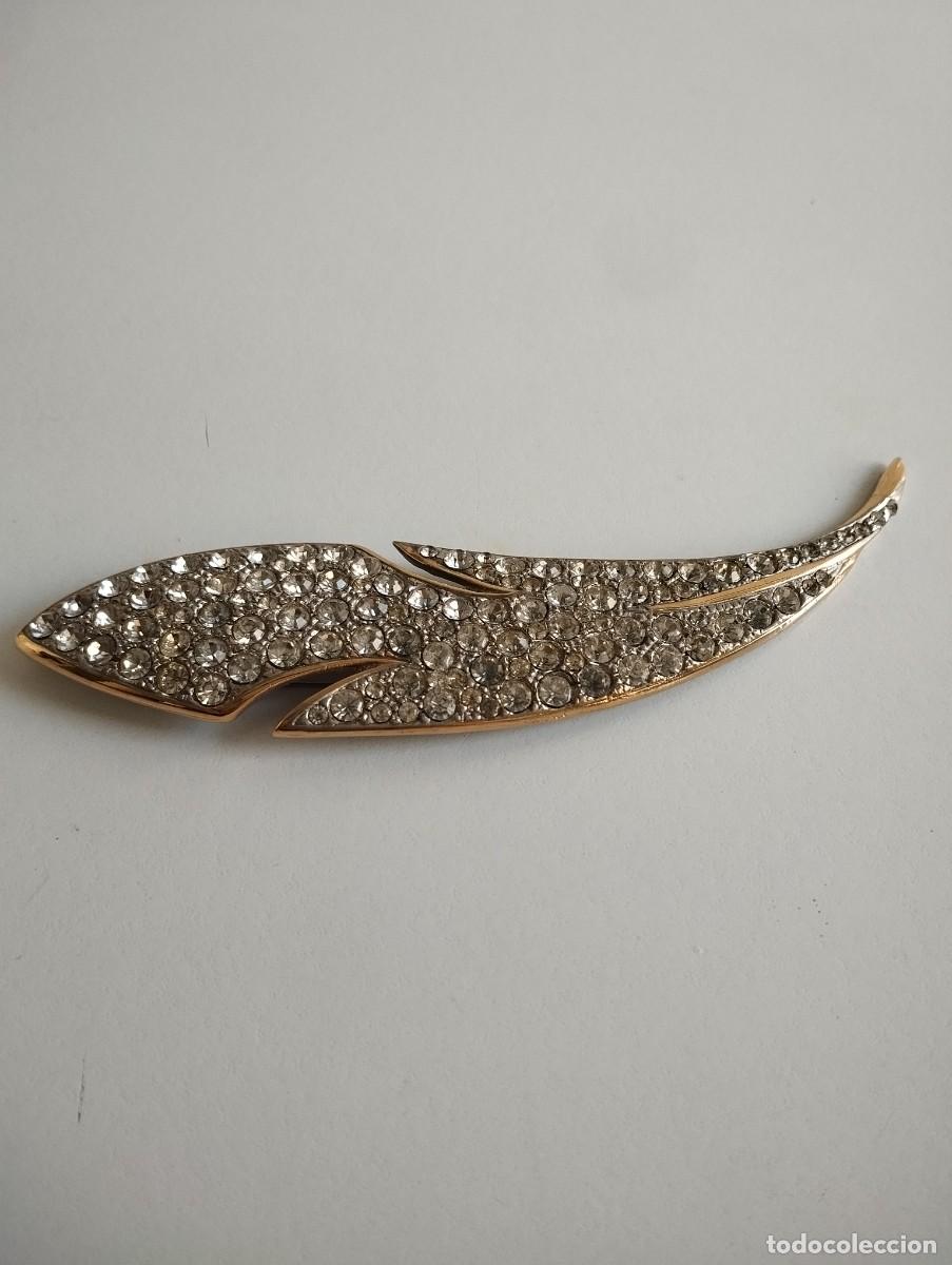 Joyeria: Elegante Broche Vintage en forma de pluma. - Foto 2