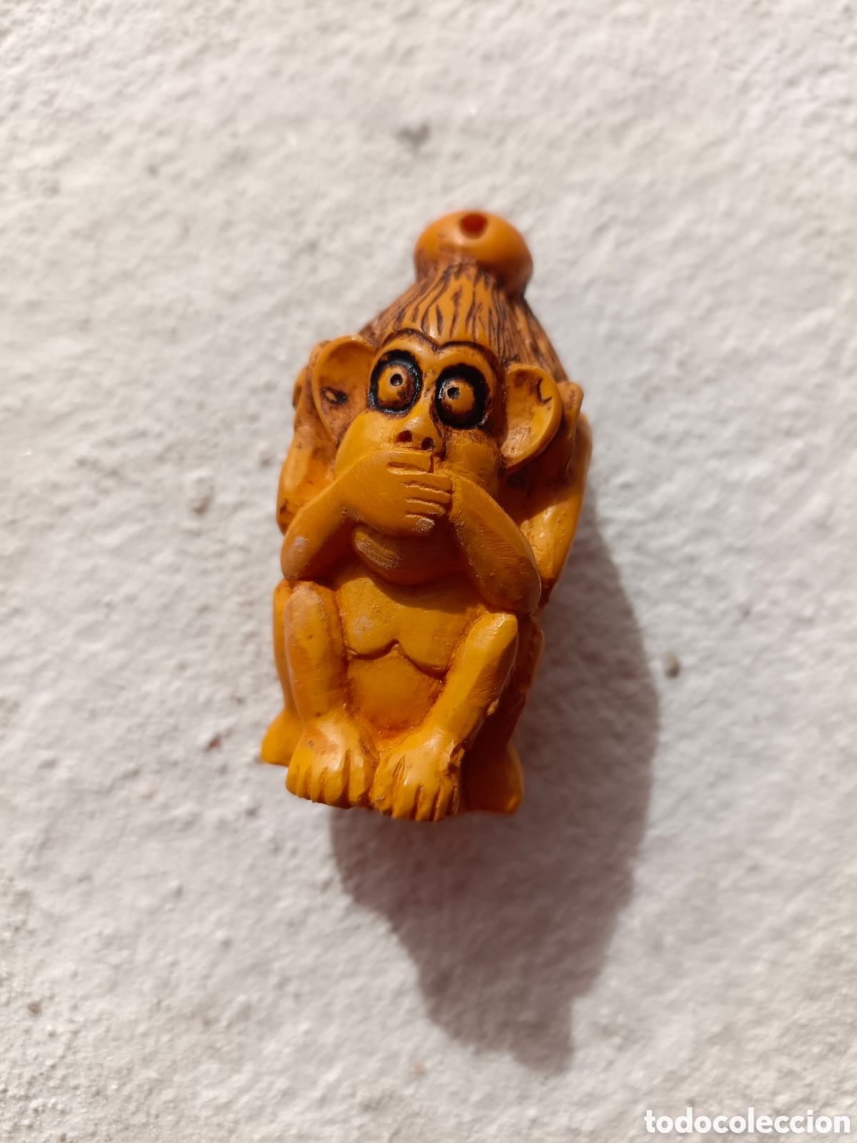 Joyeria: Colgante de tres monos - Foto 2