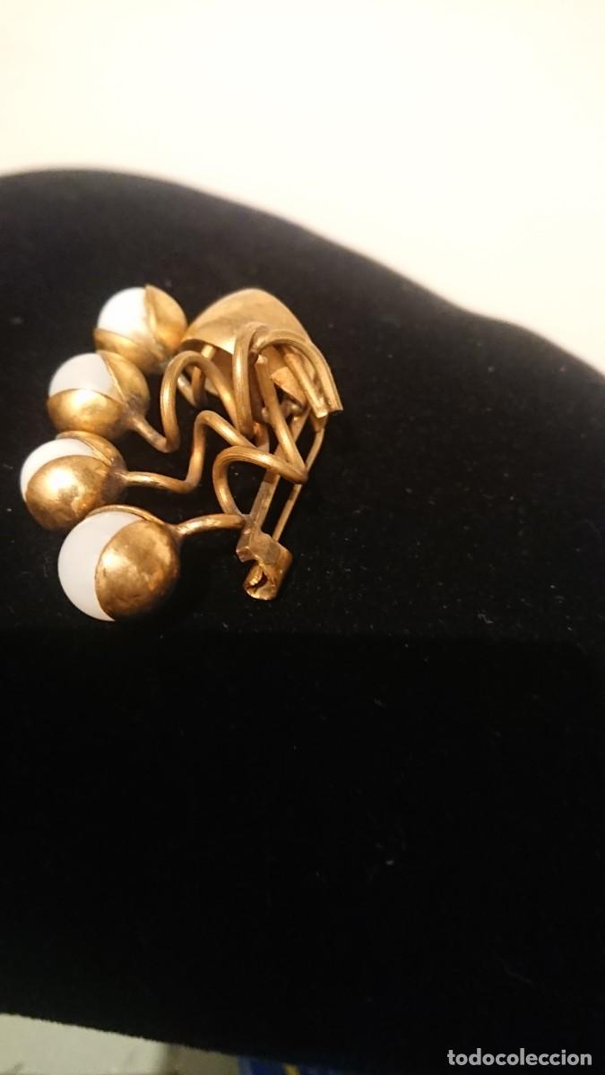 Joyeria: Antiguo broche artesanal, de lat&oacute;n - Foto 6