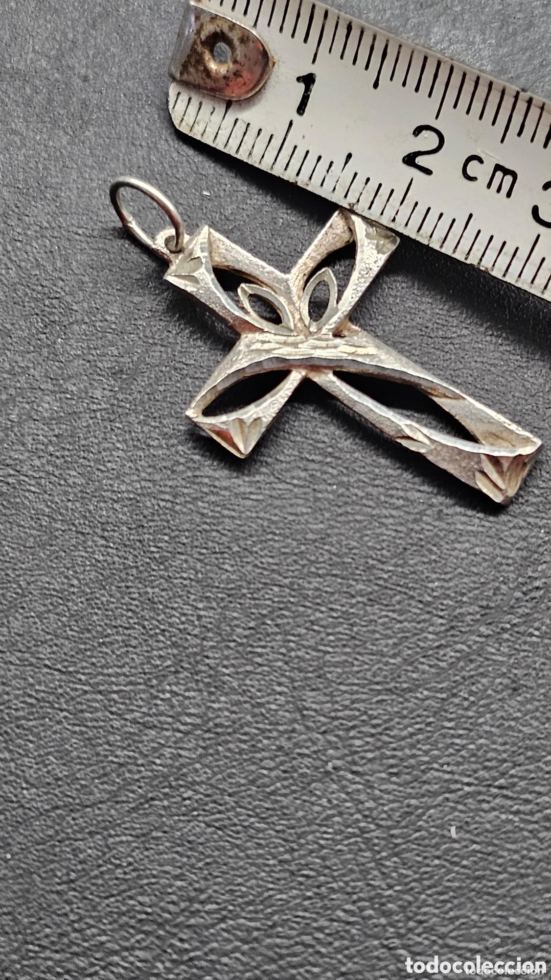 Joyeria: CRUZ DE PLATA DE LEY. NO VEO LA MARCA - Foto 3