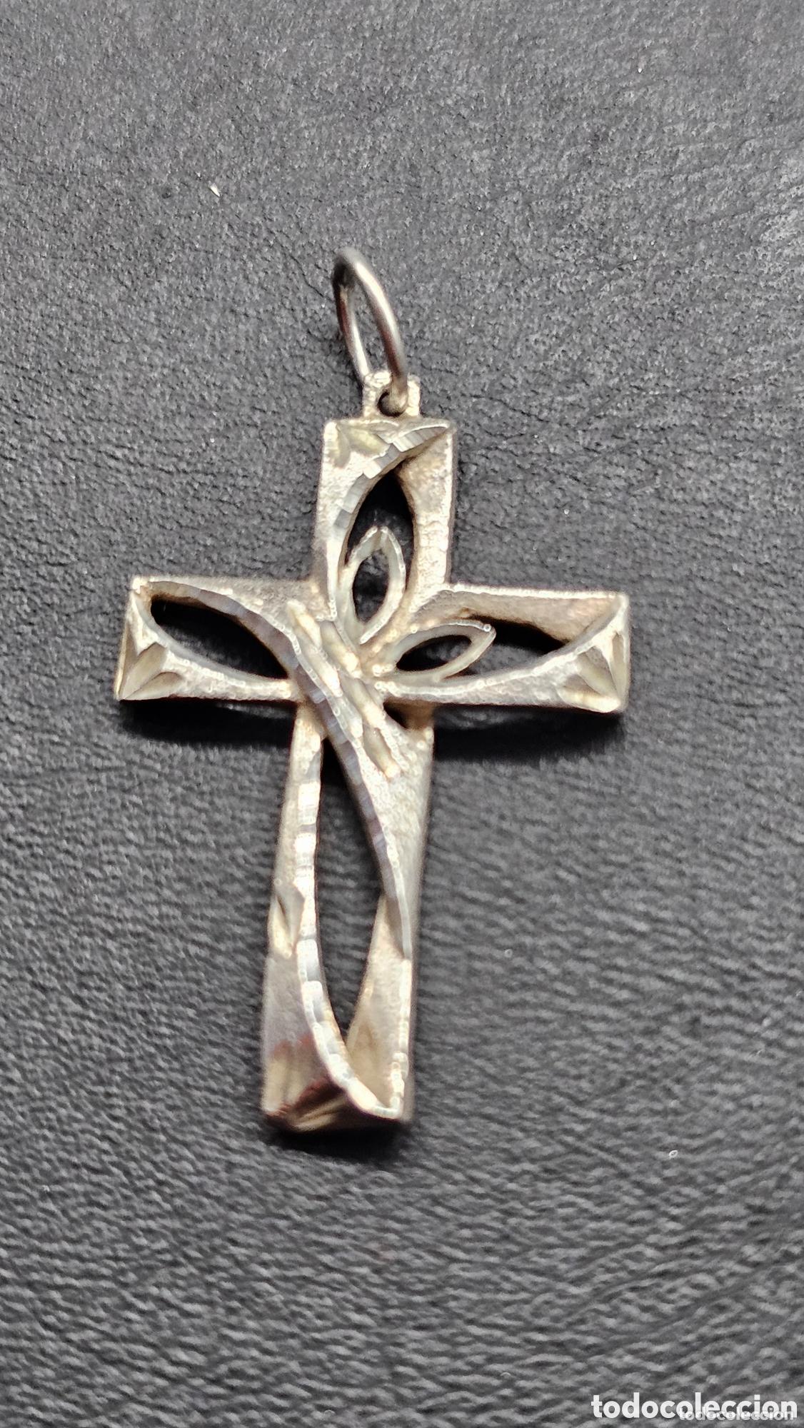 Joyeria: CRUZ DE PLATA DE LEY. NO VEO LA MARCA - Foto 1