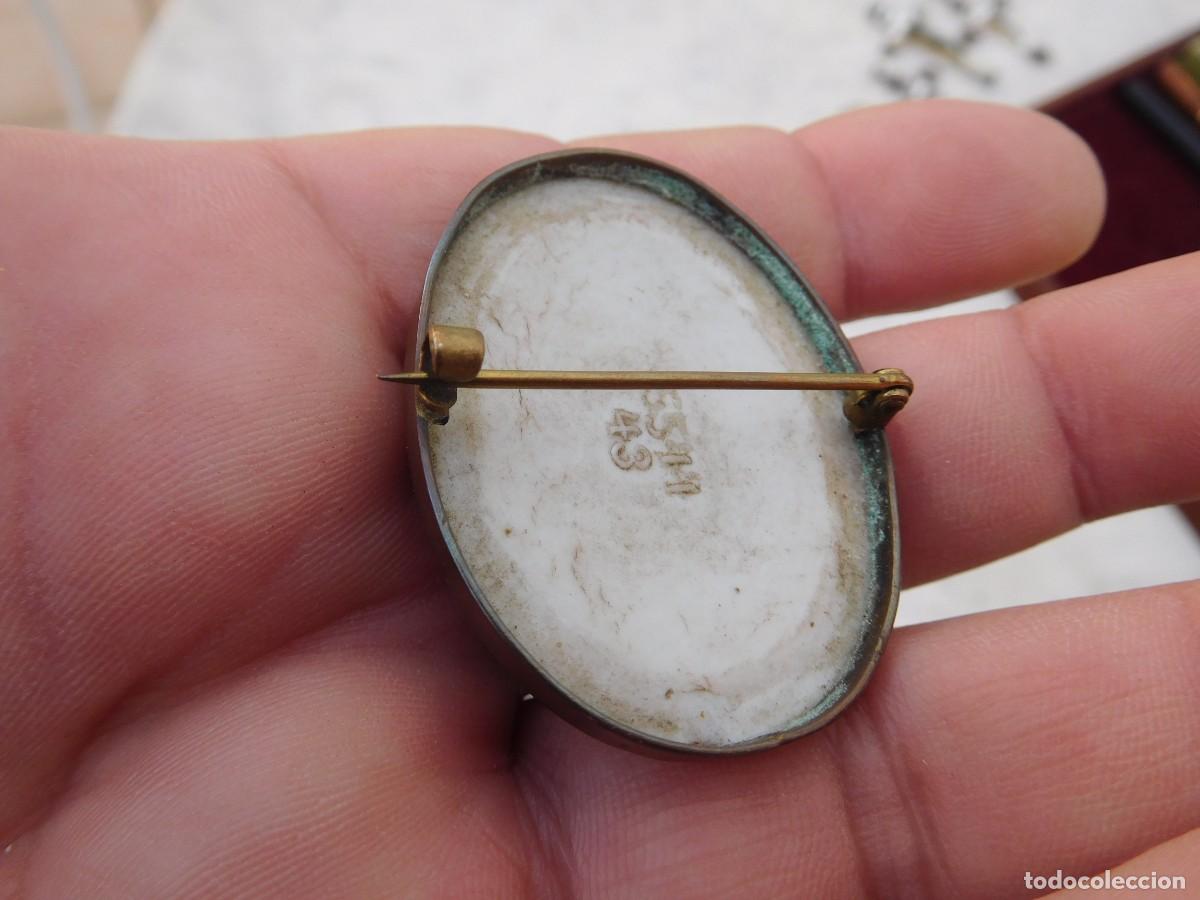 Joyeria: Broche antiguo con esmalte dama con sombrero - Foto 7