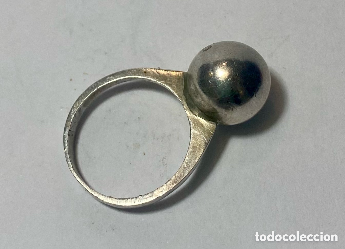 Joyeria: Anillo de plata de ley con dise&ntilde;o de bola central - Foto 1