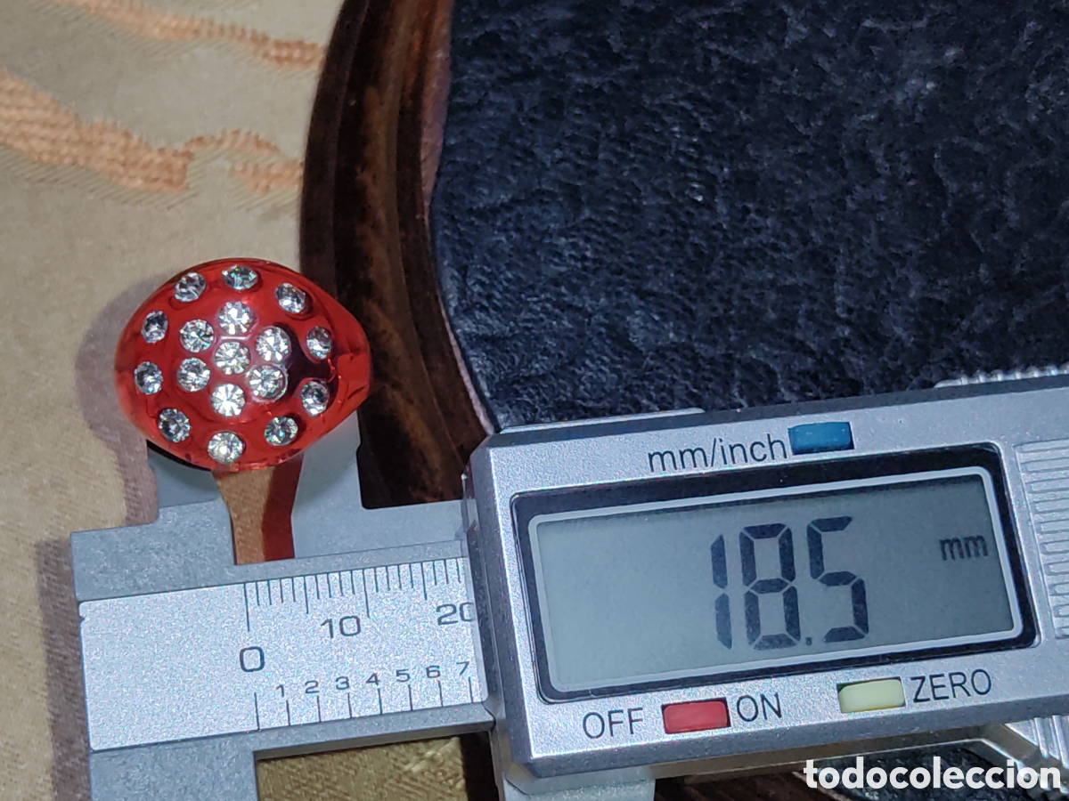 Joyeria: Antiguo Anillo de lucite con circonitas. - Foto 4