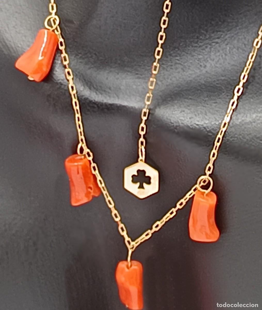 Joyeria: ORO 1&ordf; LEY & CORALES: COLLAR DE JOYER&Iacute;A CON COLGANTES DE CORAL NATURAL Y ORO BRILLANTE 750