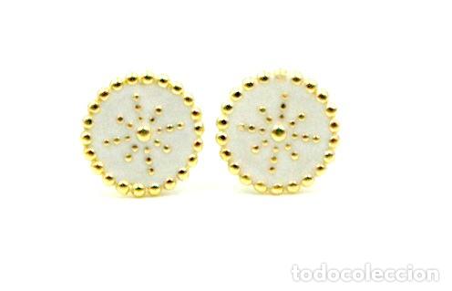 Joyeria: Pendientes de bot&oacute;n con esmalte perlado y estrella, Plata dorada, 8mm - Foto 3