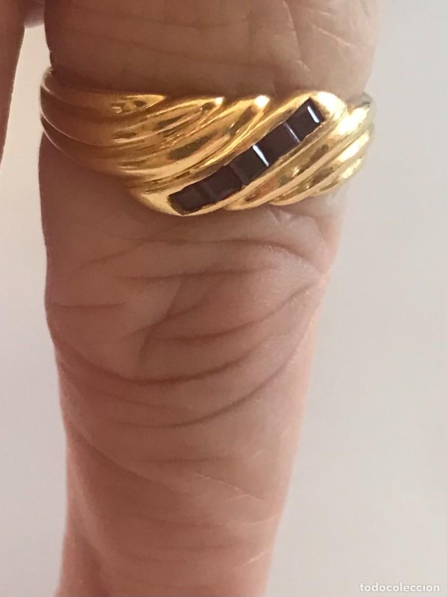 Joyeria: Anillo de Oro Amarillo con Rub&iacute;es - Foto 3