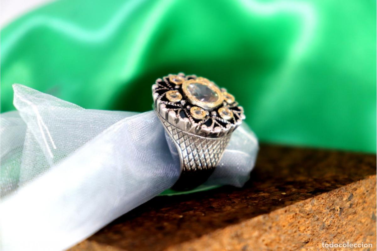 Joyeria: Anillo en oro y plata de 19,2K. - Foto 7