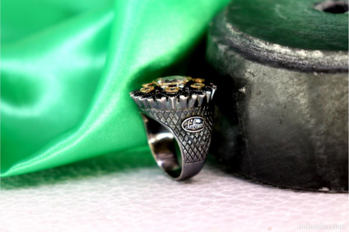 Joyeria: Anillo en oro y plata de 19,2K. - Foto 3