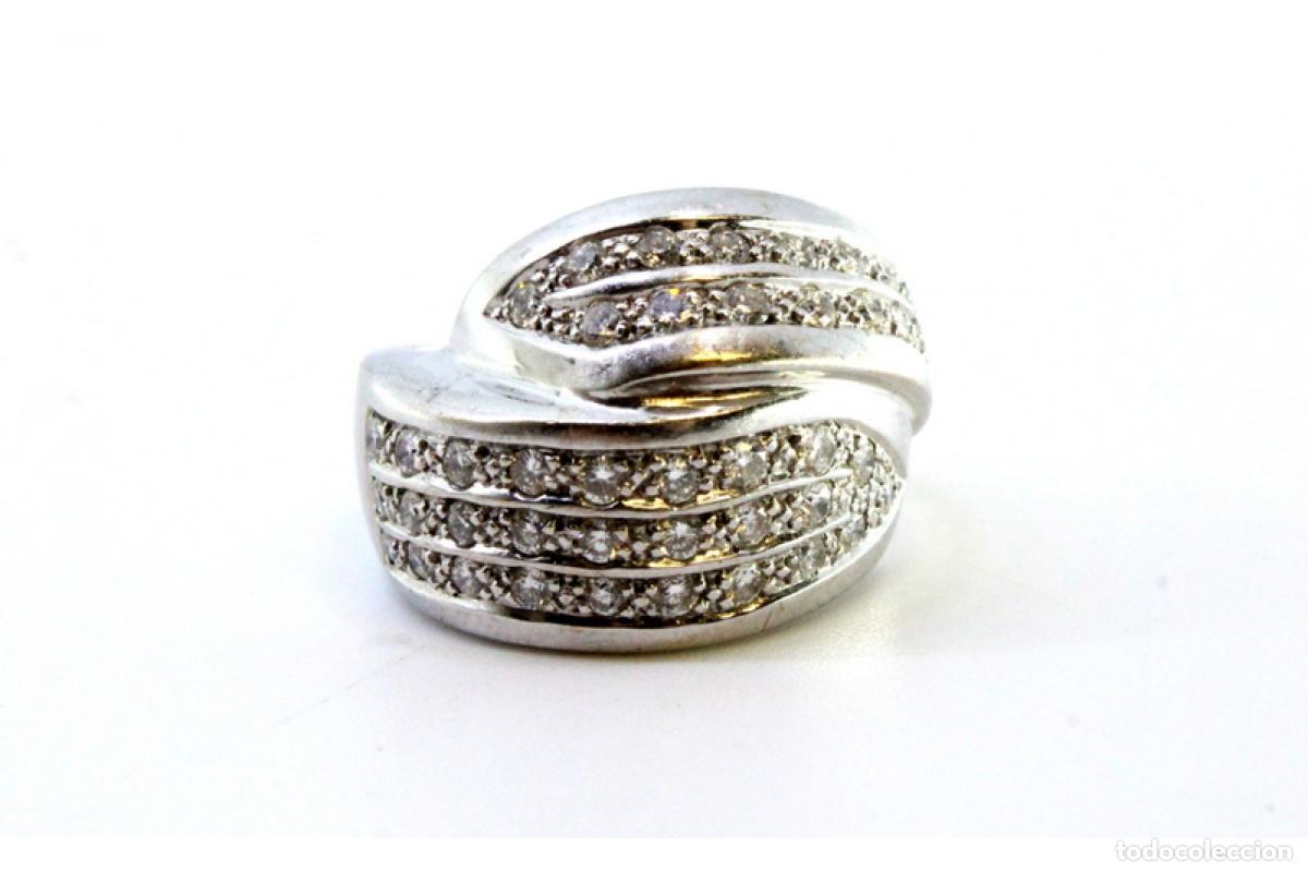 Joyeria: Anillo de oro blanco de 18 quilates con diamantes. - Foto 4