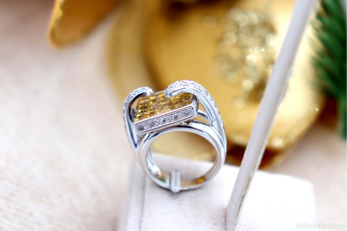 Joyeria: Anillo de oro blanco de 19,2K con diamantes y topacios. - Foto 8