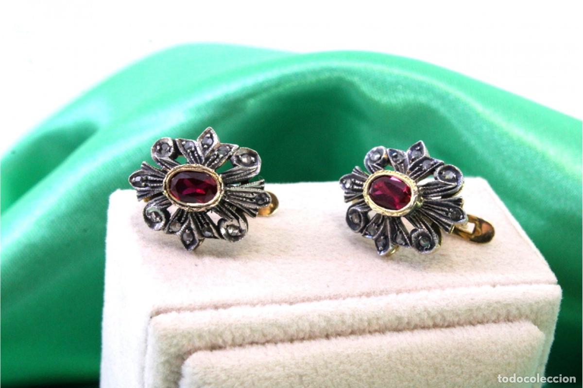 Joyeria: Pendientes en oro y plata de 19,2K con diamantes y rub&iacute;es. - Foto 5