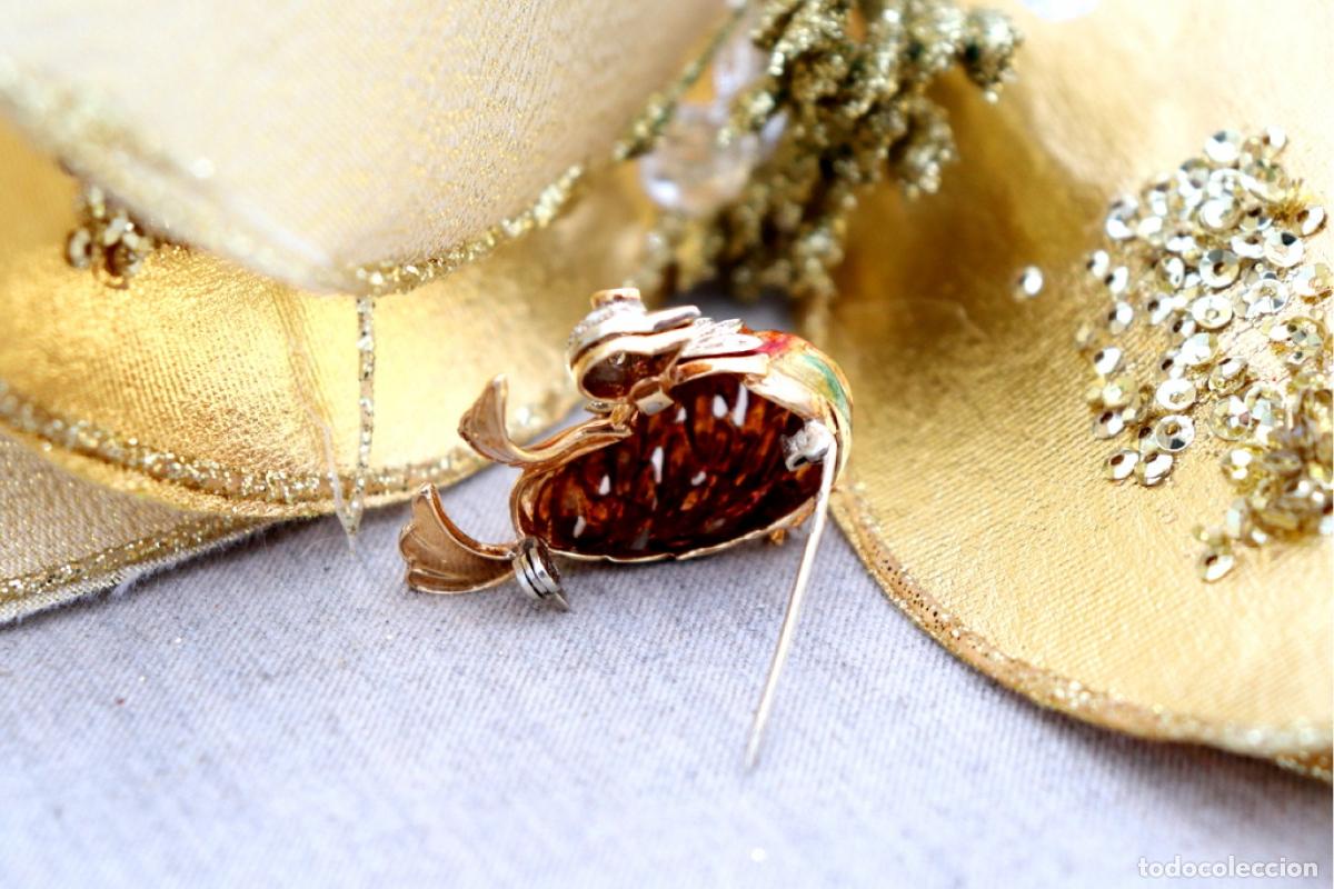 Joyeria: Broche de Oro 19,2K con diamantes y rub&iacute; - Ave - Foto 4