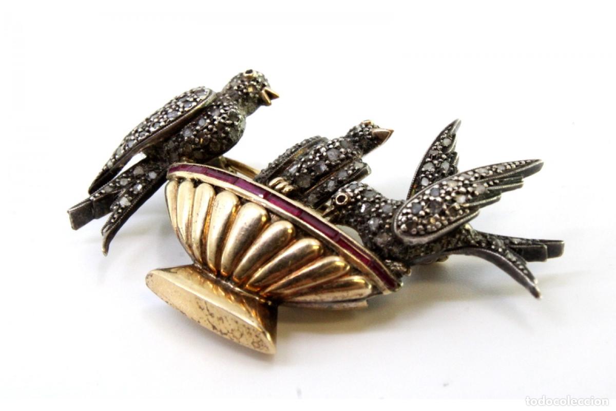 Joyeria: Broche en oro y plata de 19,2K con diamantes y rub&iacute;es. - Foto 4