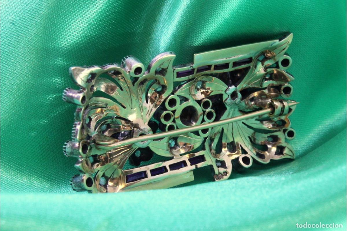 Joyeria: Broche en oro y plata de 19,2K con diamantes y rub&iacute;es. - Foto 5