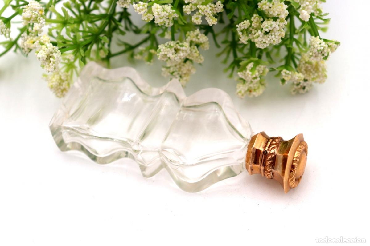 Joyeria: Frasco de perfume, fabricado en cristal y oro de 15K. - Foto 4