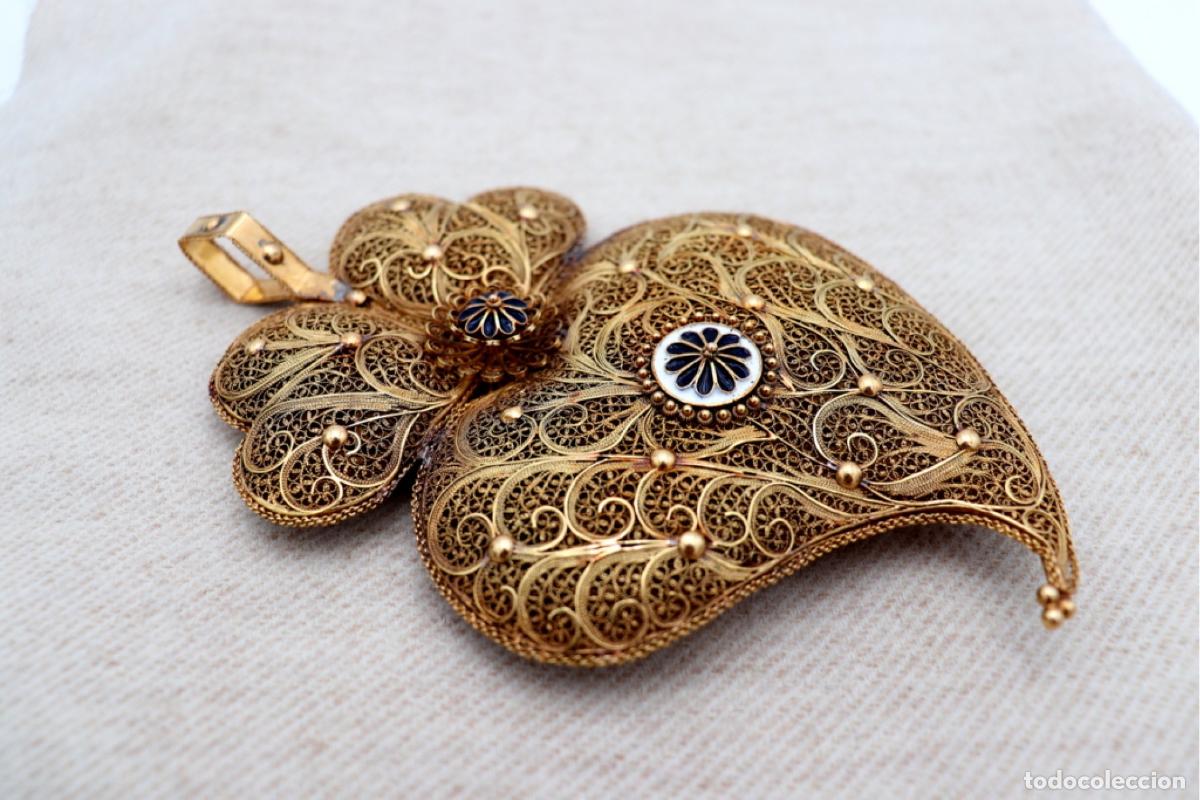 Joyeria: Colgante en forma de coraz&oacute;n en filigrana de oro de 19,2K. - Foto 7