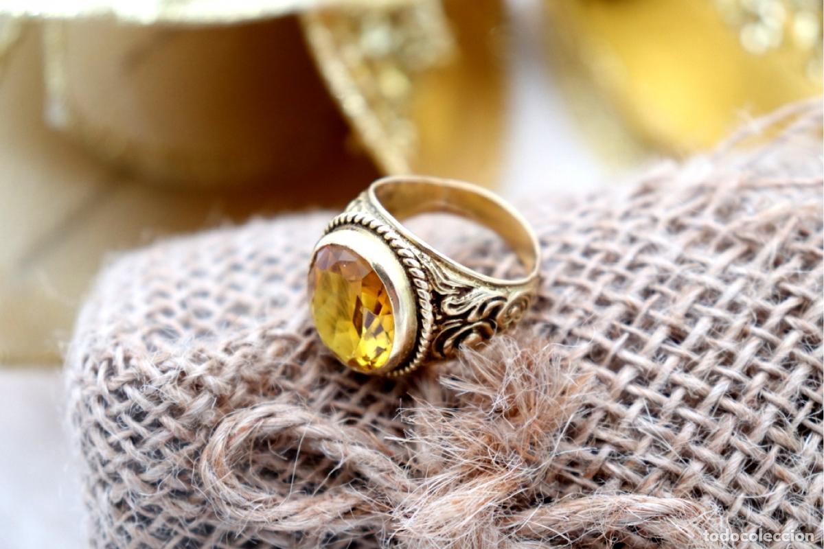 Joyeria: Anillo de oro blanco de 18 quilates con citrino. - Foto 2