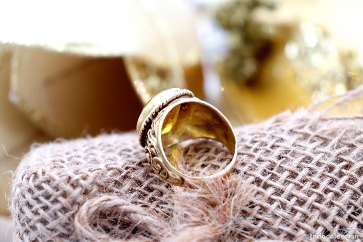 Joyeria: Anillo de oro blanco de 18 quilates con citrino. - Foto 8