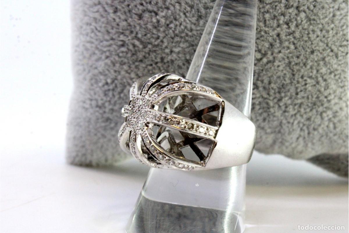 Joyeria: Anillo de oro blanco de 18 quilates con diamantes. - Foto 5