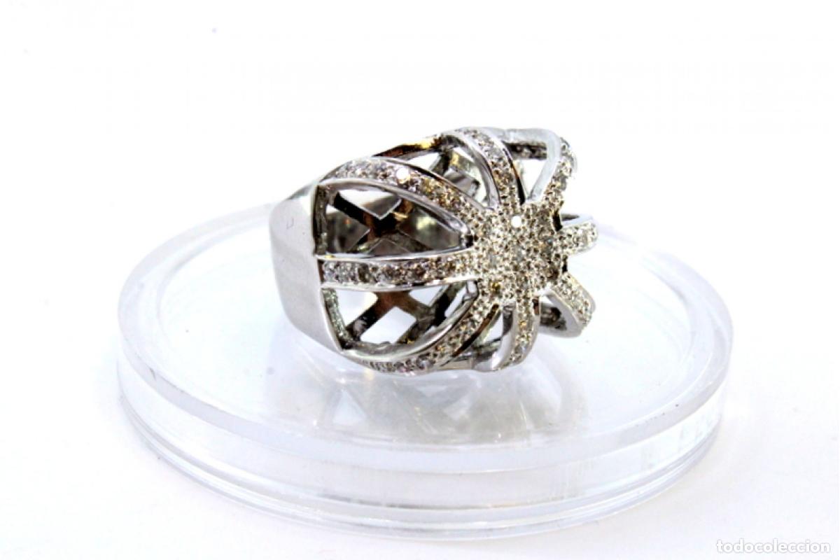 Joyeria: Anillo de oro blanco de 18 quilates con diamantes. - Foto 1