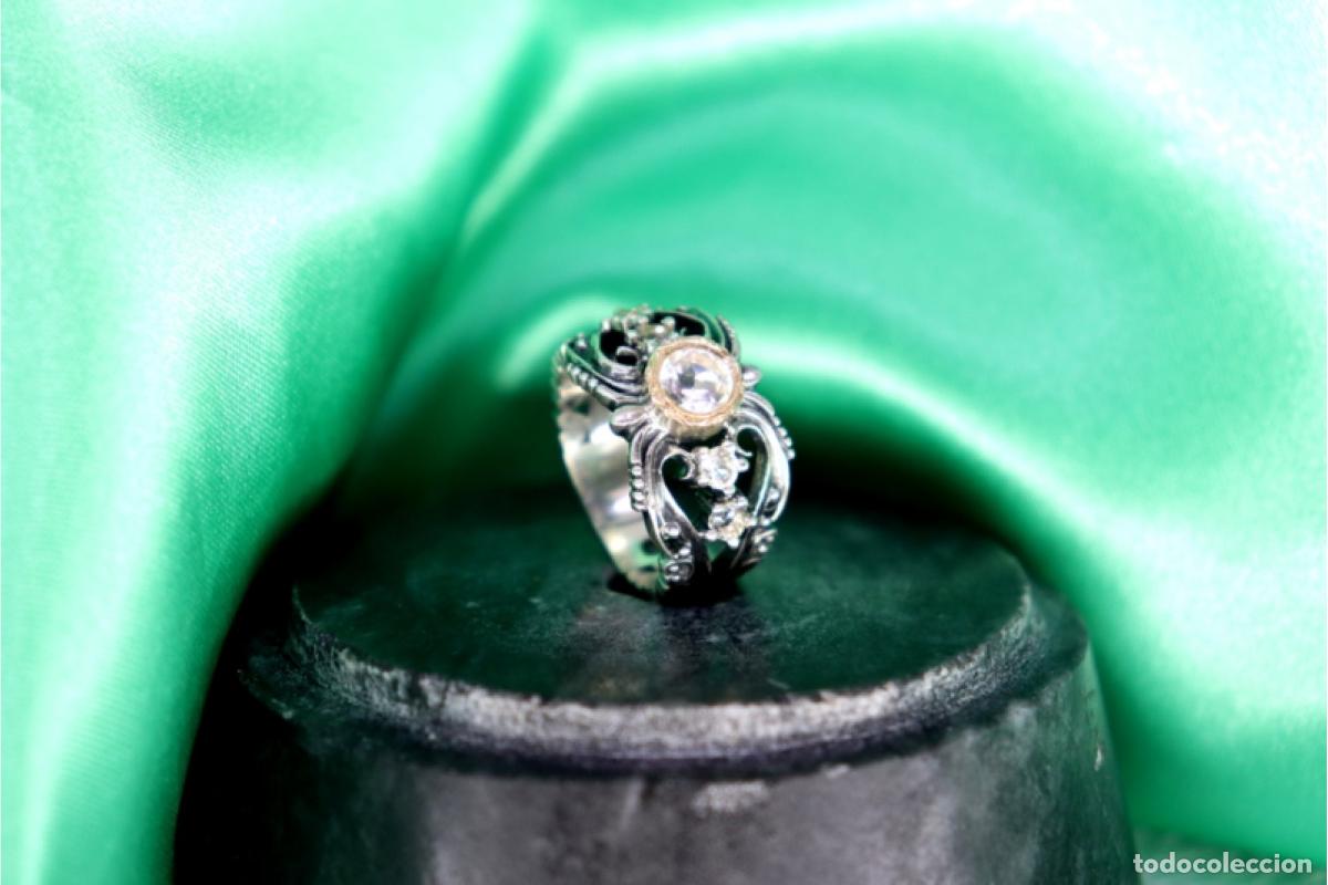 Joyeria: Anillo en oro y plata de 19,2K. - Foto 2