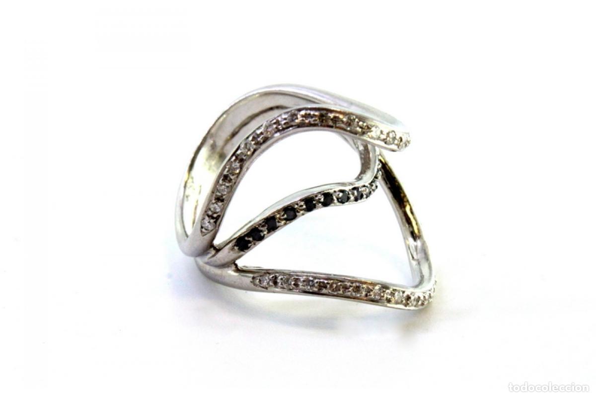 Joyeria: Anillo de oro blanco de 19,2K con diamantes. - Foto 3