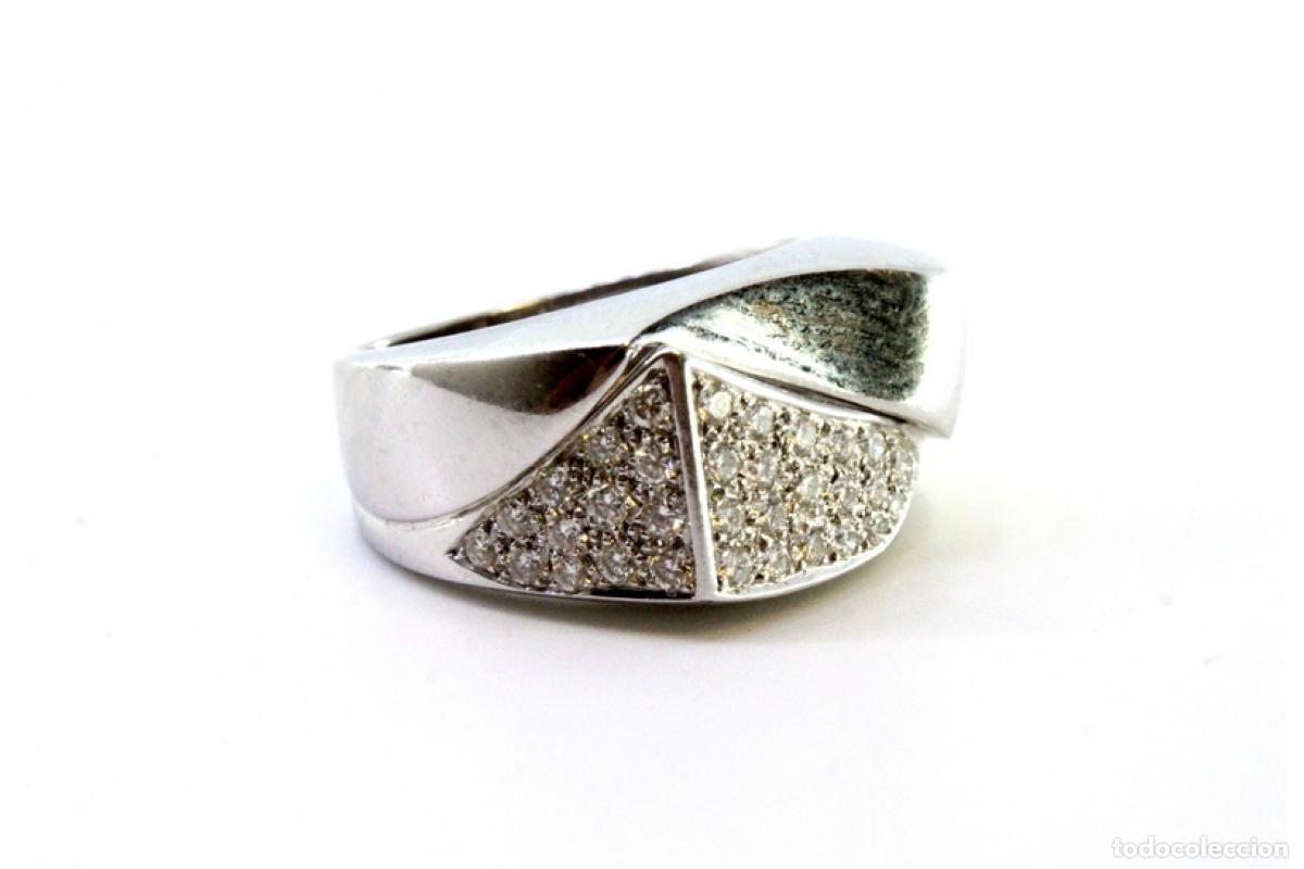 Joyeria: Anillo de oro blanco de 19,2K con diamantes. - Foto 2