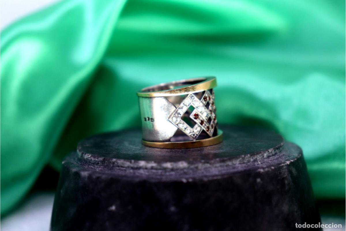 Joyeria: Anillo de oro y plata de 19,2K con granates. - Foto 2