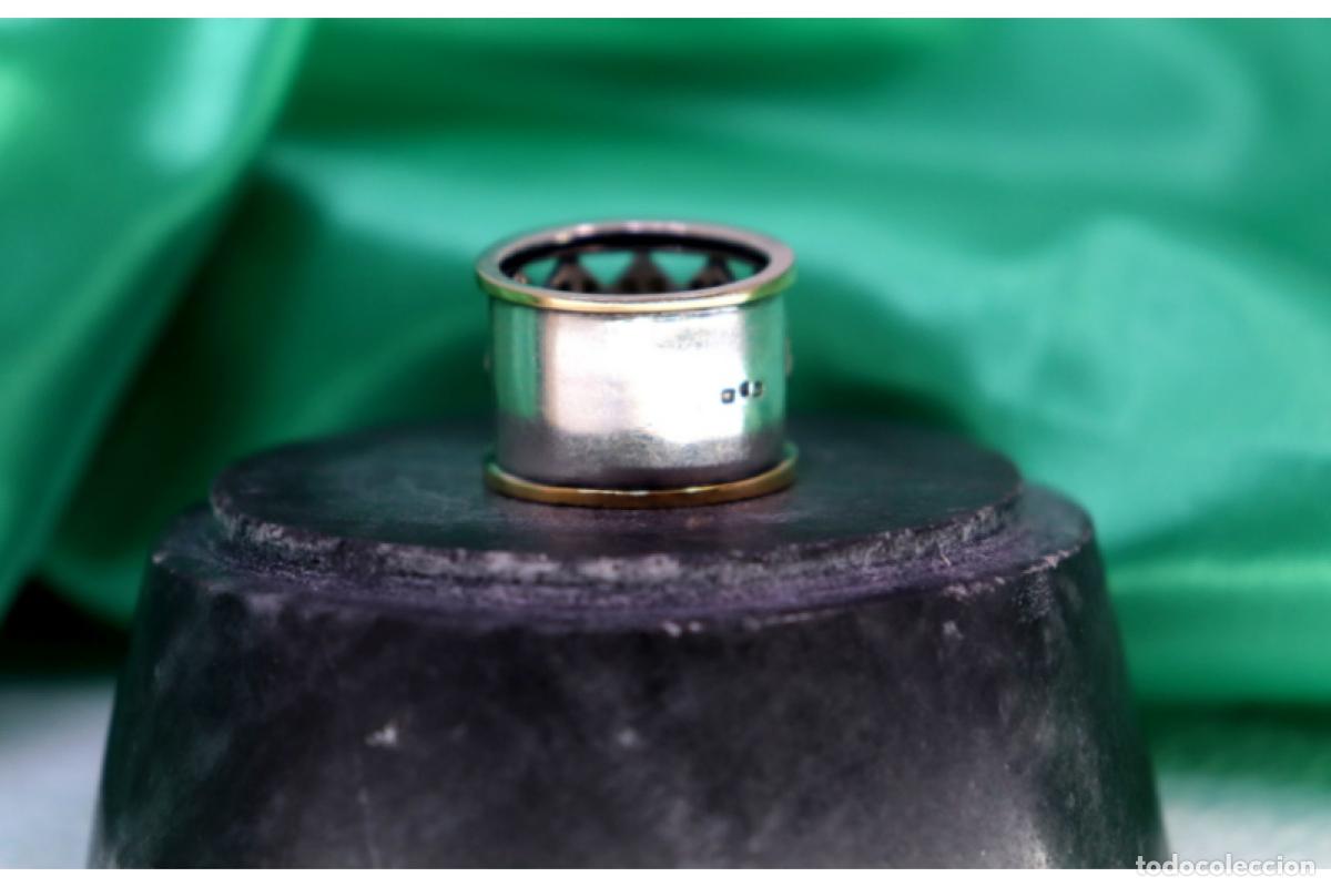 Joyeria: Anillo de oro y plata de 19,2K con granates. - Foto 3
