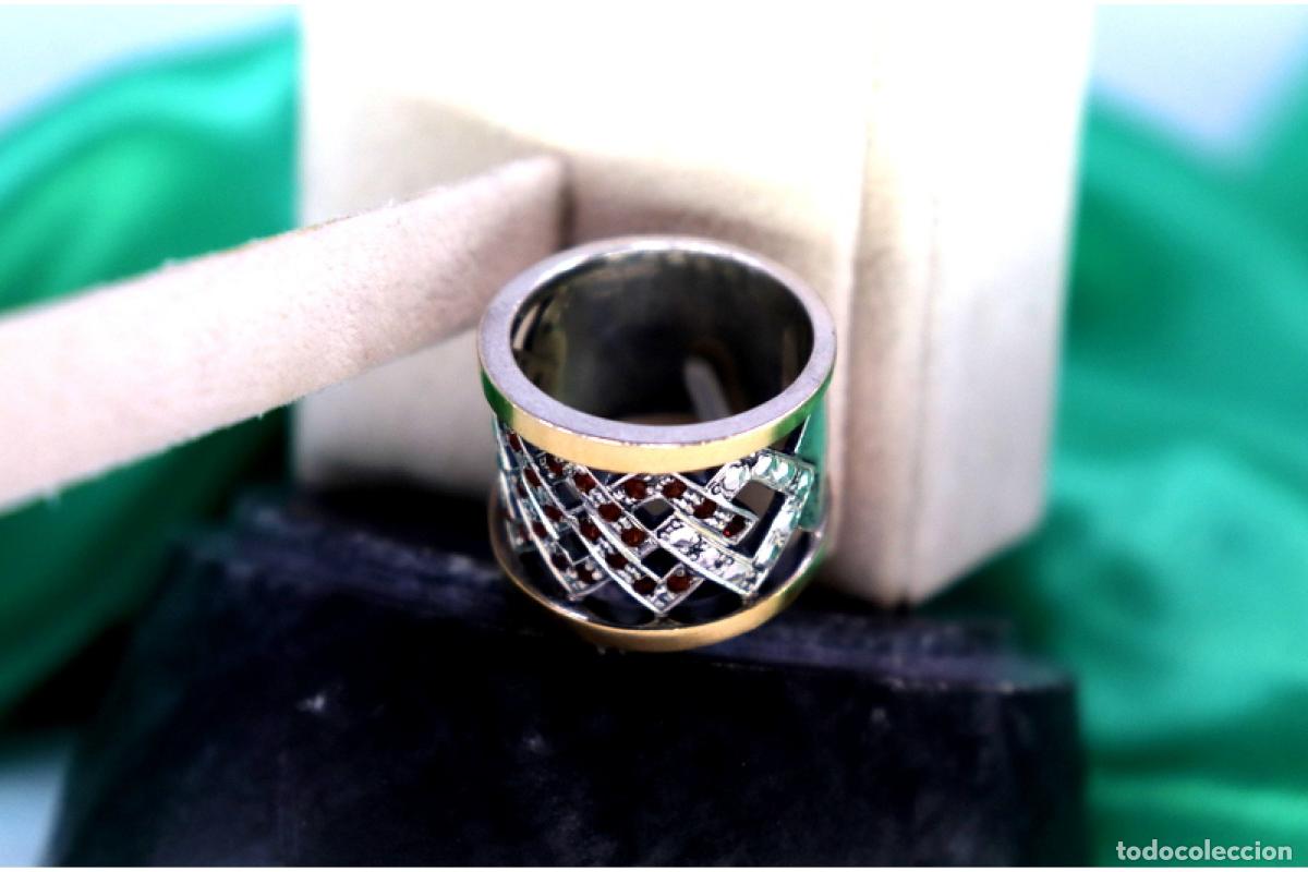 Joyeria: Anillo de oro y plata de 19,2K con granates. - Foto 7